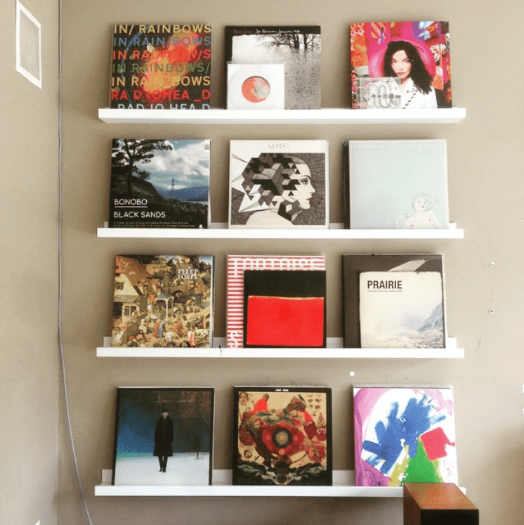 Wall storage for vinyl records