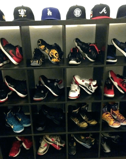 Cube sneaker storage
